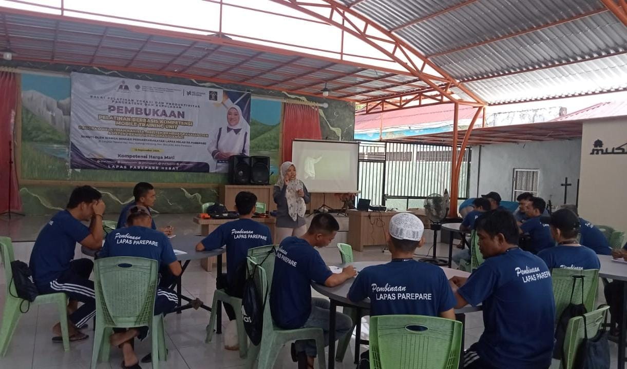 Lapas IIA Parepare Gandeng BPVP Pangkep Gelar Pelatihan Teknisi AC Residensial bagi WBP Program Mobile Training Unit