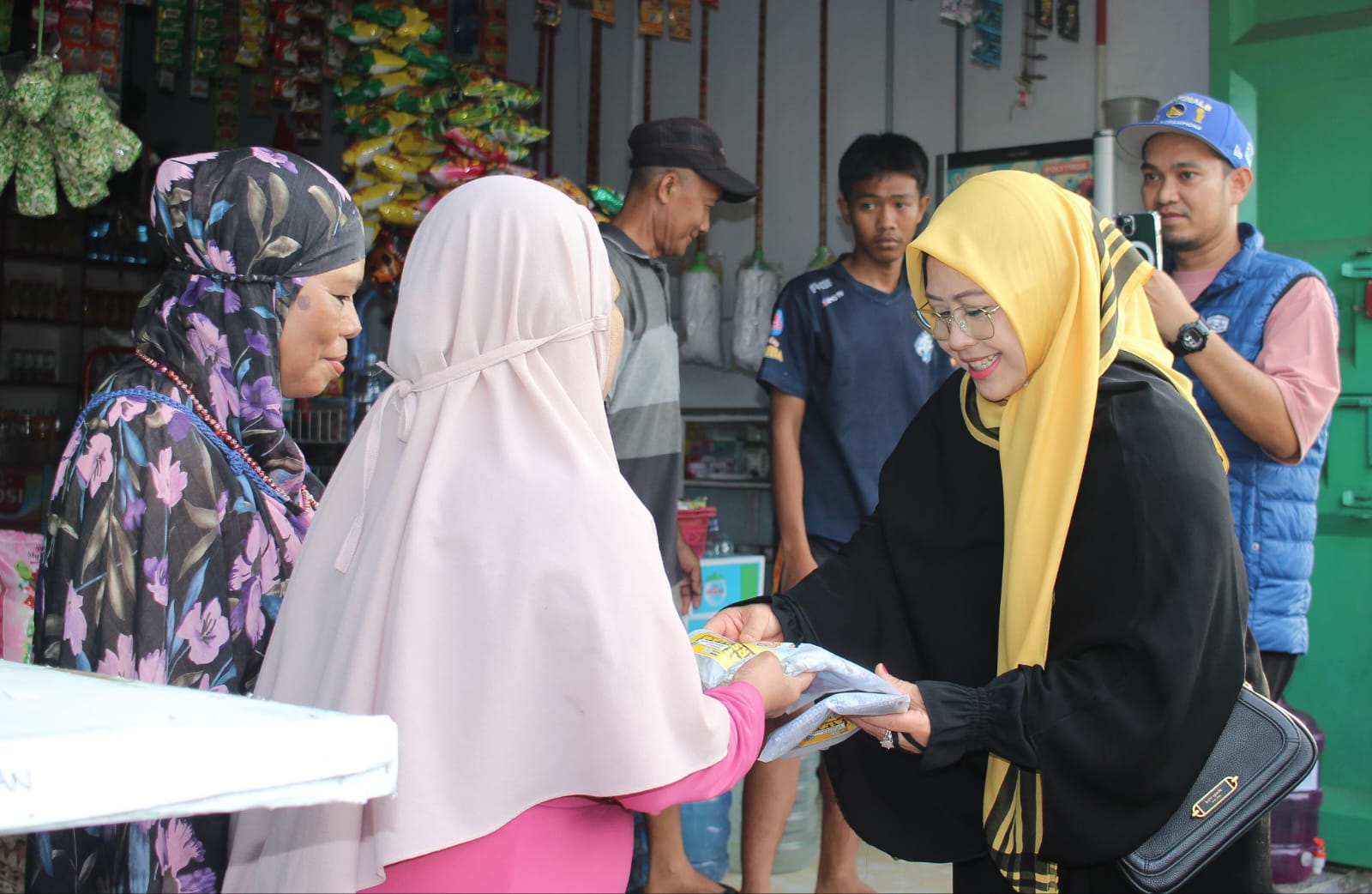 Harapan Besar Warga Lompoe pada Erat-Bersalam: Pembangunan, Kesejahteraan, dan Layanan Publik