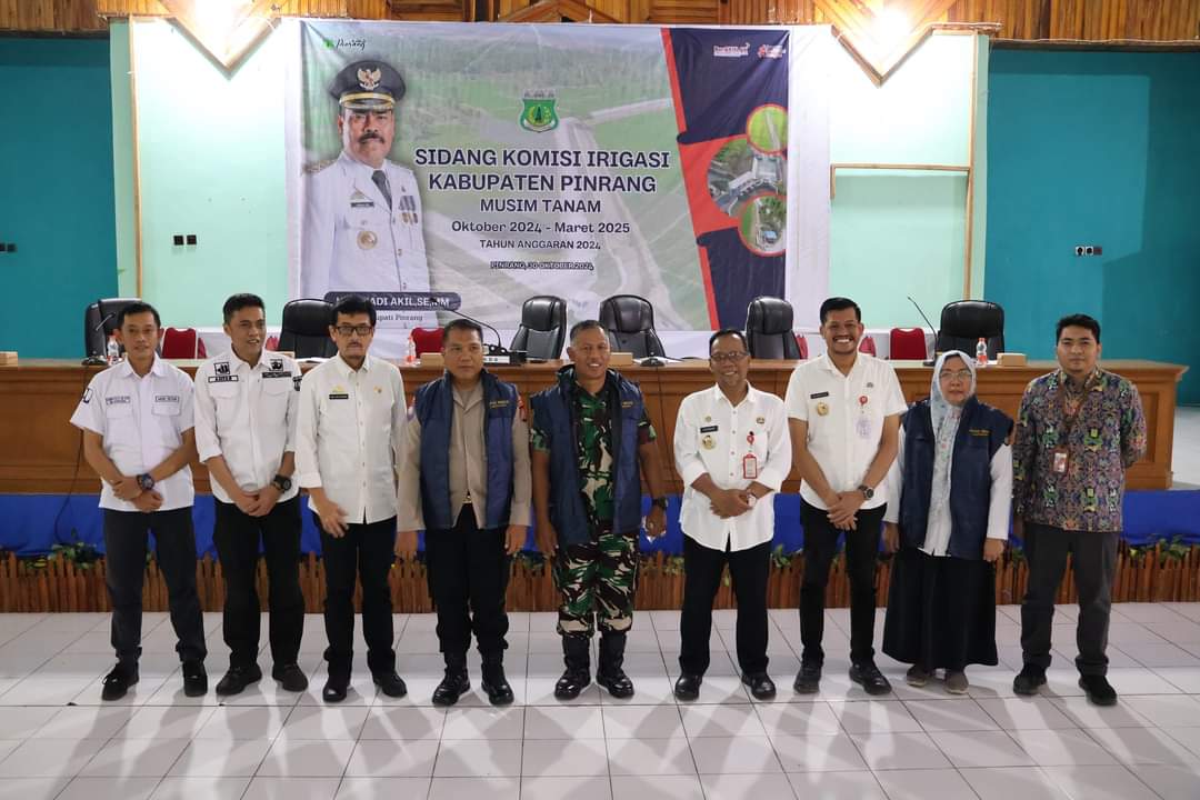 Sekda Pinrang Wakili Pj Bupati Pimpin Sidang Komisi Irigasi Musim Tanam 2024