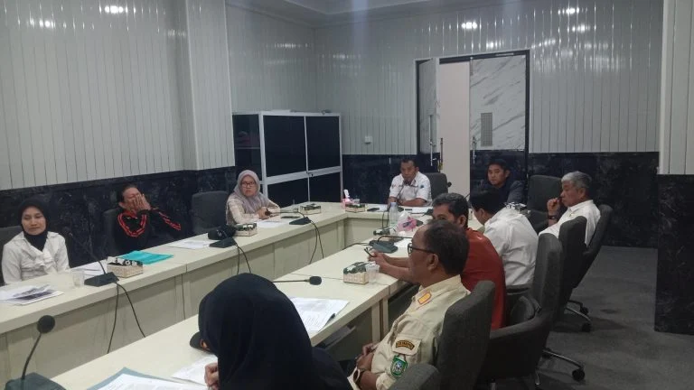 Gelar RDP, DPRD Parepare Terima Aspirasi Pedagang Pare Beach