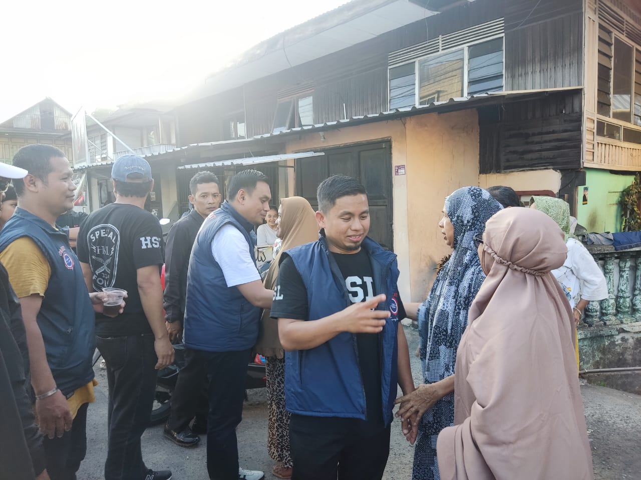 Kehangatan Warga Parepare Warnai Safari Politik Tasming-Hermanto di Kelurahan Ujung Bulu