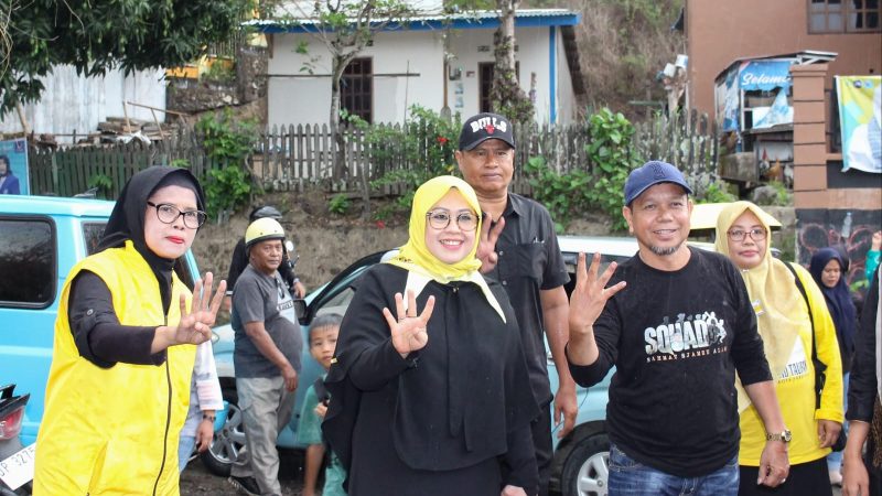 Blusukan di Tengah Derasnya Hujan, Erat: Insyaallah Menjadi Rahmat