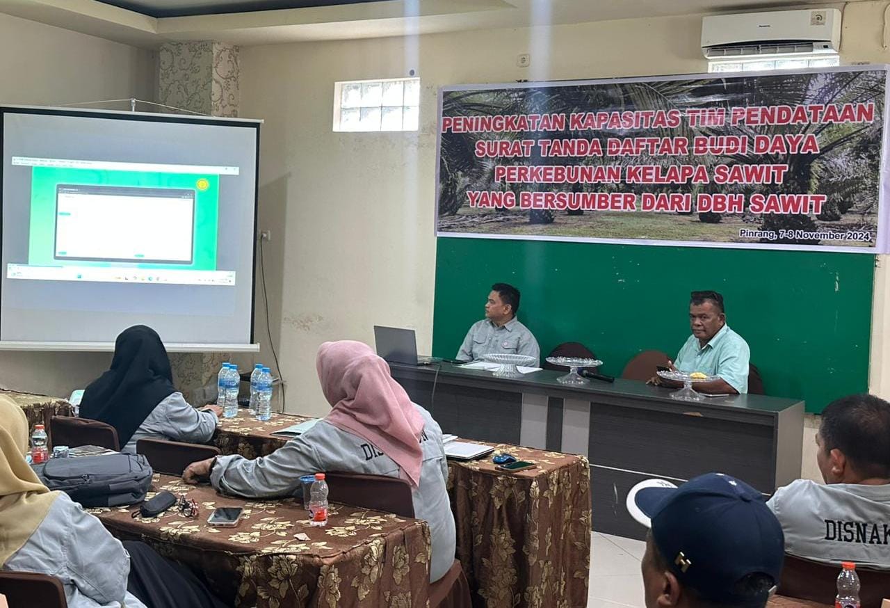 Disnakbun Pinrang Tingkatkan Kapasitas Pendata STDB Sawit