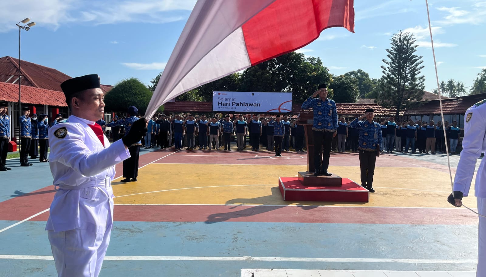 Teladani Pahlawan, Cintai Negeri, Warga Binaan Rutan Pinrang Ikuti Upacara Hari Pahlawan