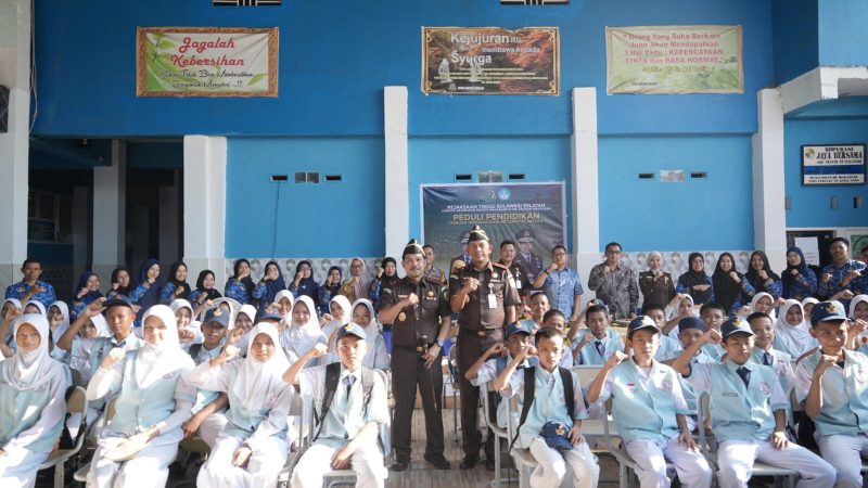 Berawal dari Kasus yang Dihentikan Lewat Keadilan Restoratif, Kejati Sulsel Penyuluhan Hukum di SMPN 22 Makassar