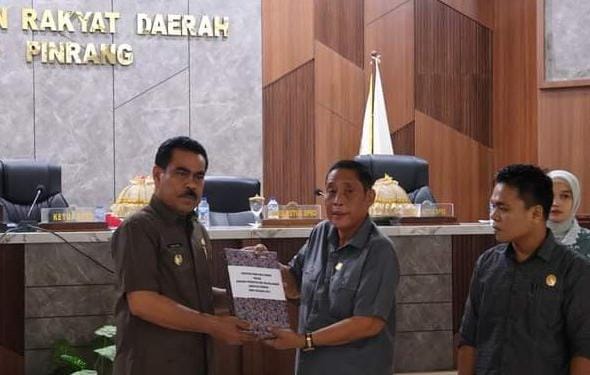 Pj Bupati Ahmadi Akil Harap Pembahasan Ranperda APBD Pinrang 2025 Berjalan Mulus