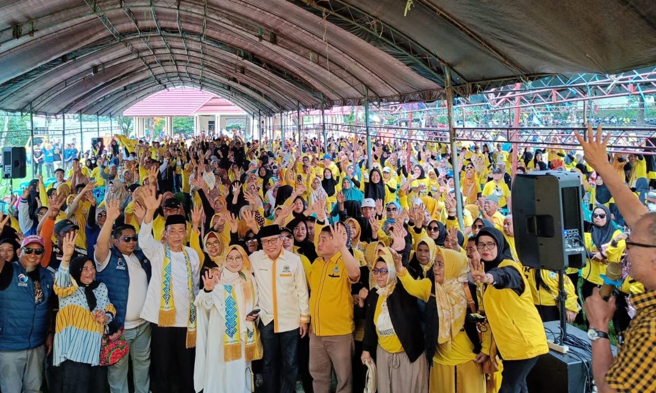 Semangat Membara, Pendukung dan Simpatisan Komitmen Menangkan Erat Bersalam