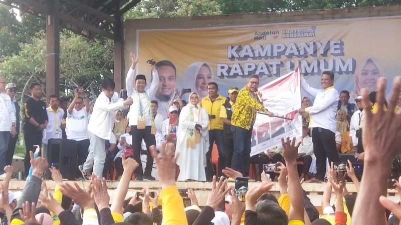 Kampanye Terakhir: Anggota DPR RI Taufan Pawe Yakinkan Dukungan Pusat untuk Parepare jika Erat-Bersalam Terpilih