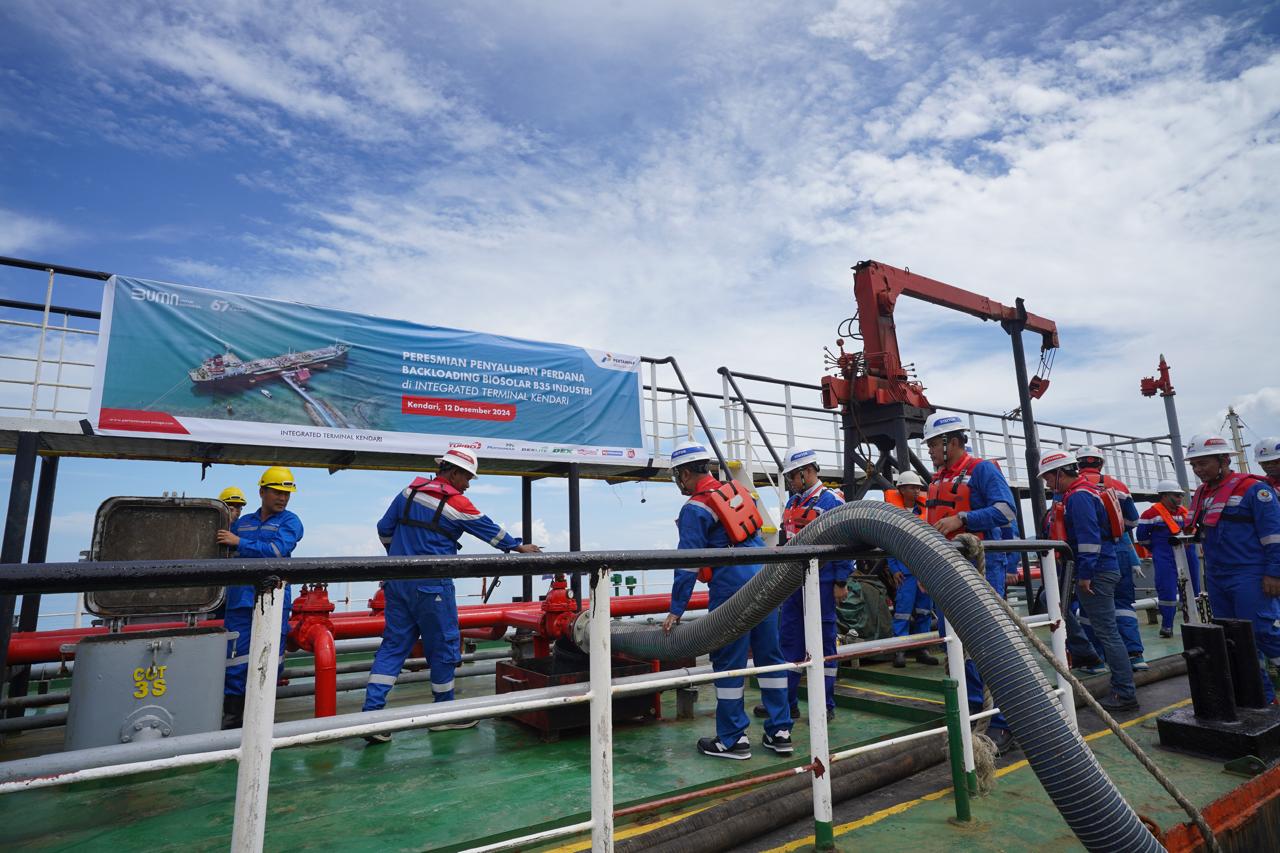 Kado HUT ke 67, Pertamina Sulawesi Resmikan Jetty Kapal Industri dan Penyaluran Perdana Backloading Biosolar B35 di Kendari