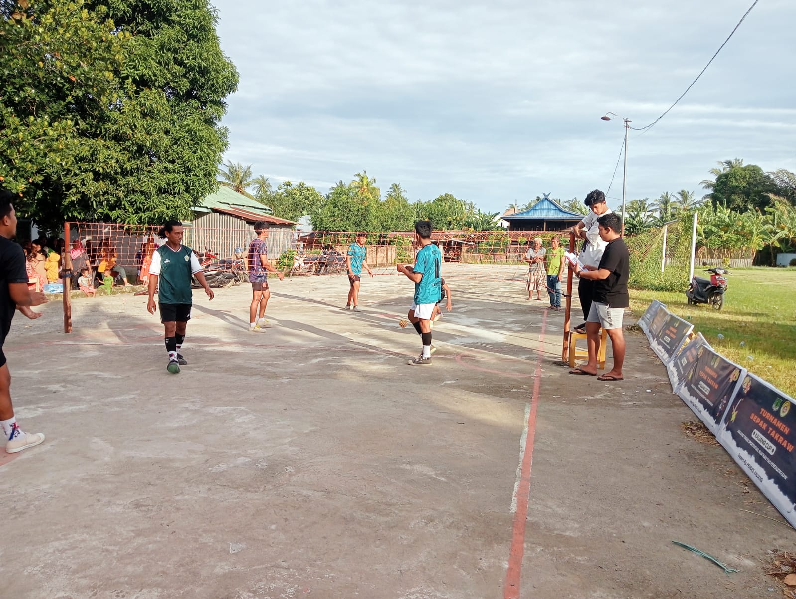 Babinsa Koramil-06 Kodim 1404/Pinrang Hadiri Pembukaan Kejuaraan Sepak Takraw Kaliang Cup 2024