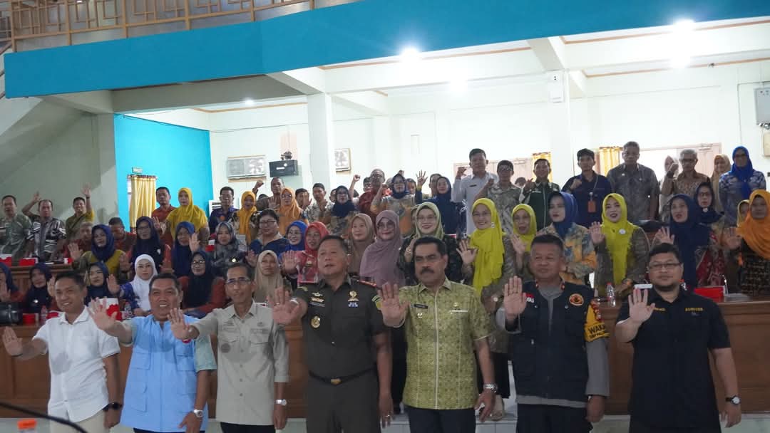 Libatkan Kepsek, Pj Bupati Pinrang Membuka Sosialisasi Pencegahan Tipikor