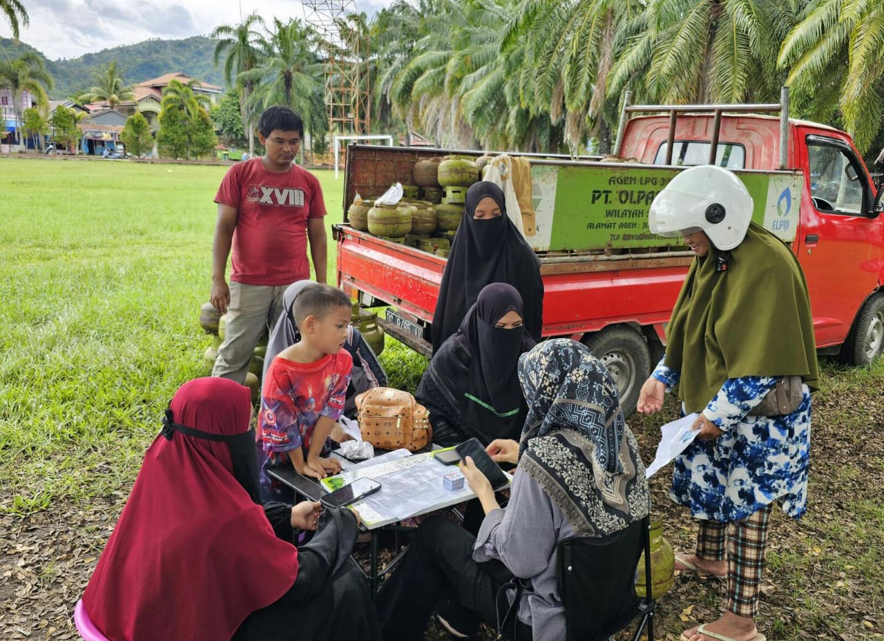 Pertamina Sulawesi-Disperindag Mamuju Gelar Pasar Murah, Penuhi Kebutuhan Masyarakat Jelang Nataru