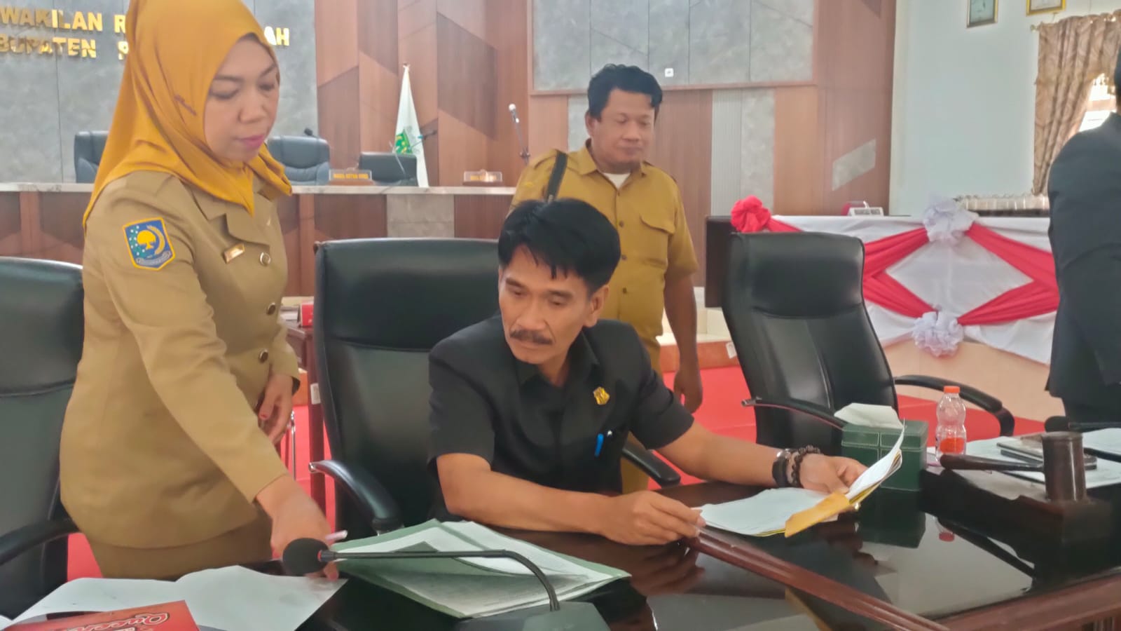 DPRD Pinrang Terima Aspirasi Korban Penggusuran Desa Maroneng