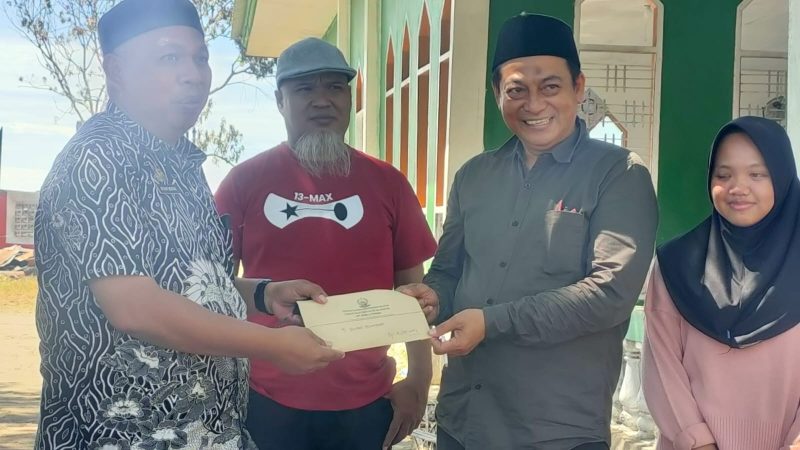 Ponpes Punnia hingga SMAN 11 Pinrang Salurkan Bantuan untuk Ponpes Patobong
