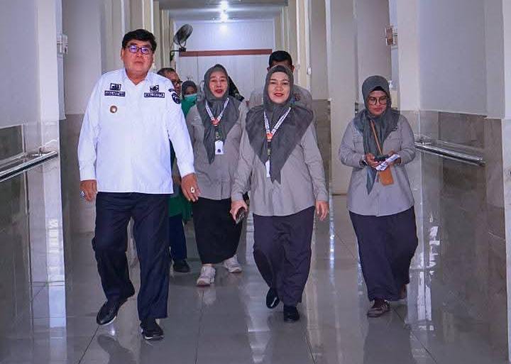 Pj Wali Kota Parepare Pastikan Pelayanan Pemeriksaan PPPK di RSUD Andi Makkasau Berjalan Baik