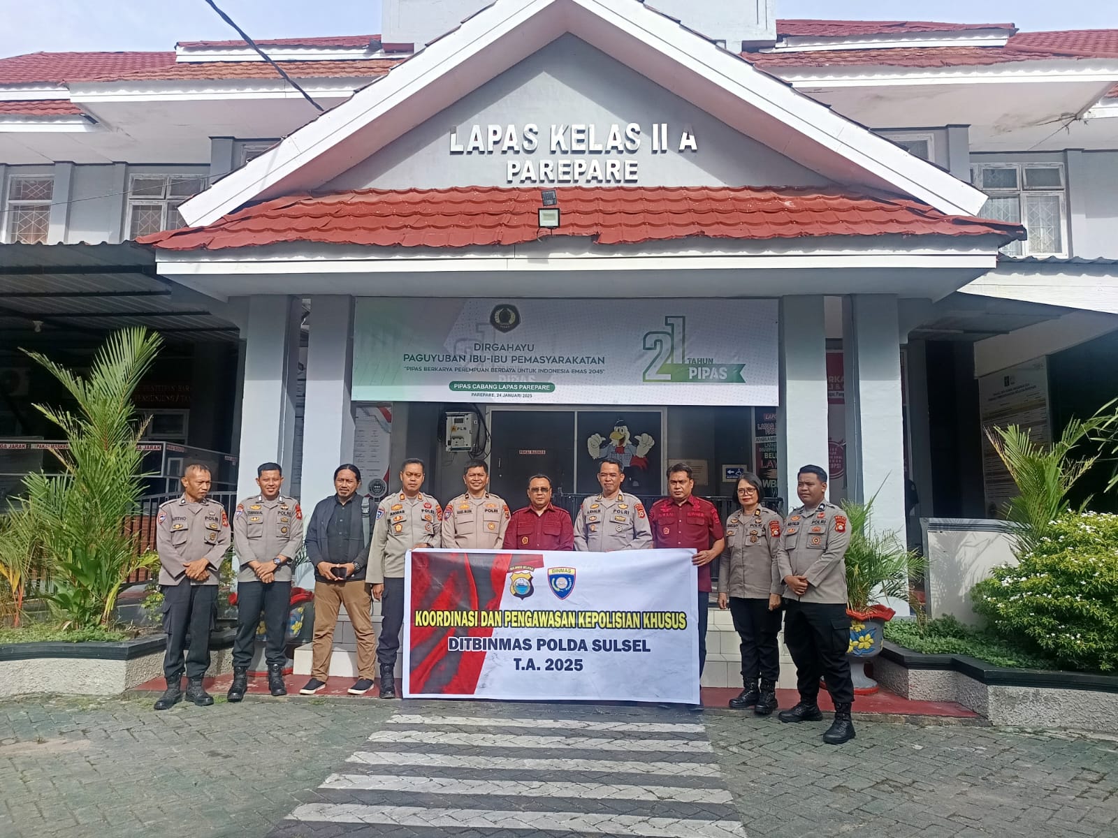 Perkuat Sinergitas, Tim Asistensi dan Supervisi Ditbinmas Polda Sulsel Kunjungi Lapas IIA Parepare