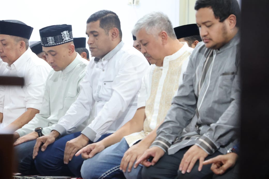 Bupati Irwan Adakan Buka Puasa, Ajak Forkopimda dan Jajaran Pemkab Pinrang