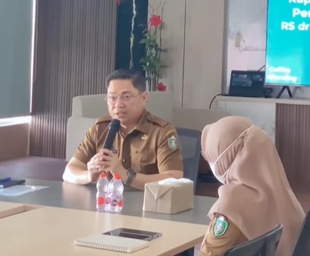 Direksi dan Manajemen RS Hasri Ainun Habibie Rapat Evaluasi bersama Penanggung Jawab Ruangan