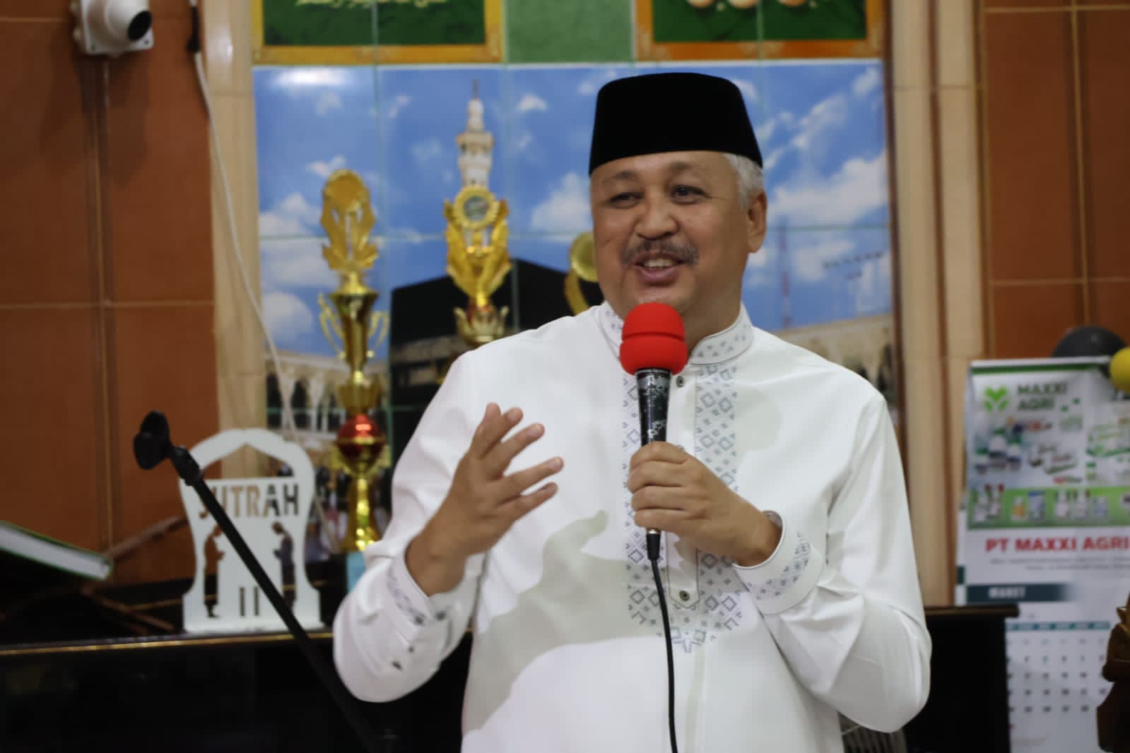 Safari Ramadan Bupati Irwan di Masjid Rahmah Padaidi