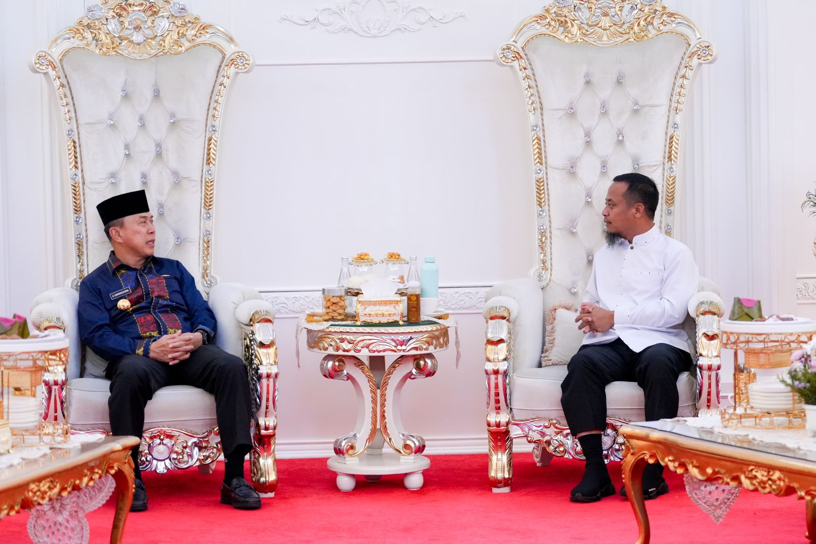 Silaturahmi Hangat Gubernur Sulsel dan Sultra, Bahas Konektivitas Udara dan Laut