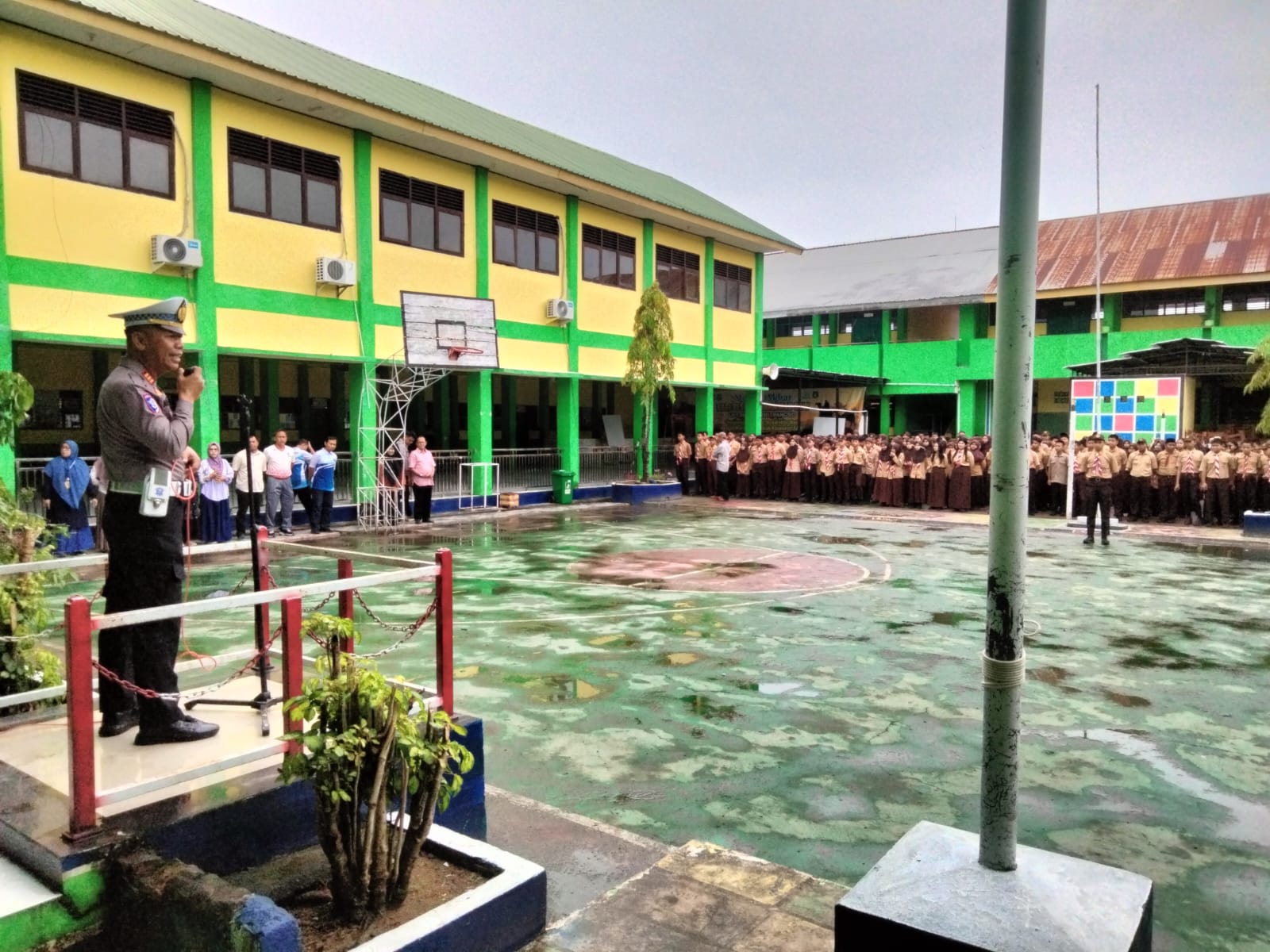 Police Goes to School Satlantas Polres Sidrap di SMPN 1 Pangkajene, Edukasi Pelajar Tertib Berlalu Lintas