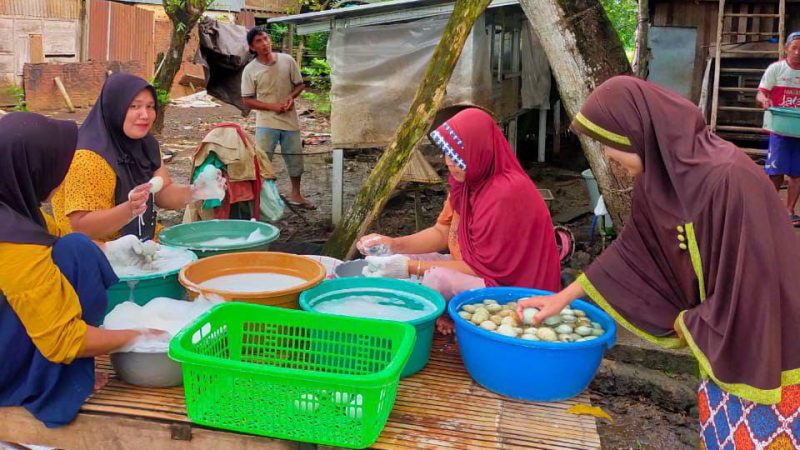Perkuat Ekonomi dan Ketahanan Pangan, Pertamina Sulawesi Kembangkan Budidaya Bebek Petelur di Maros