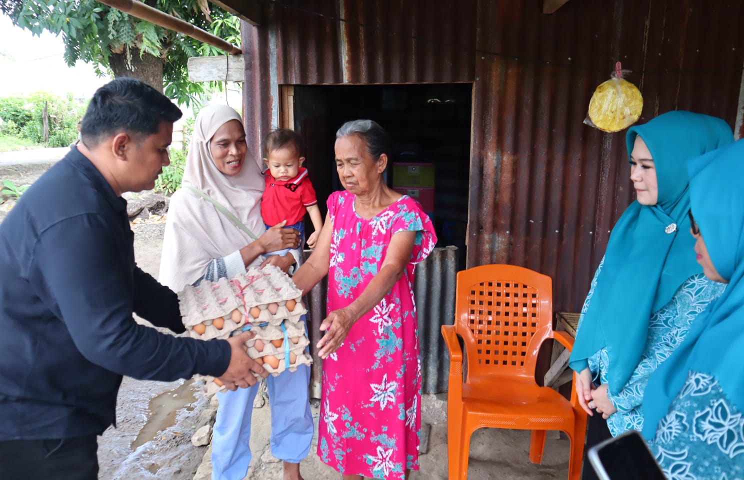 Sentuhan Kasih Tim Penggerak PKK Parepare untuk Balita Stunting