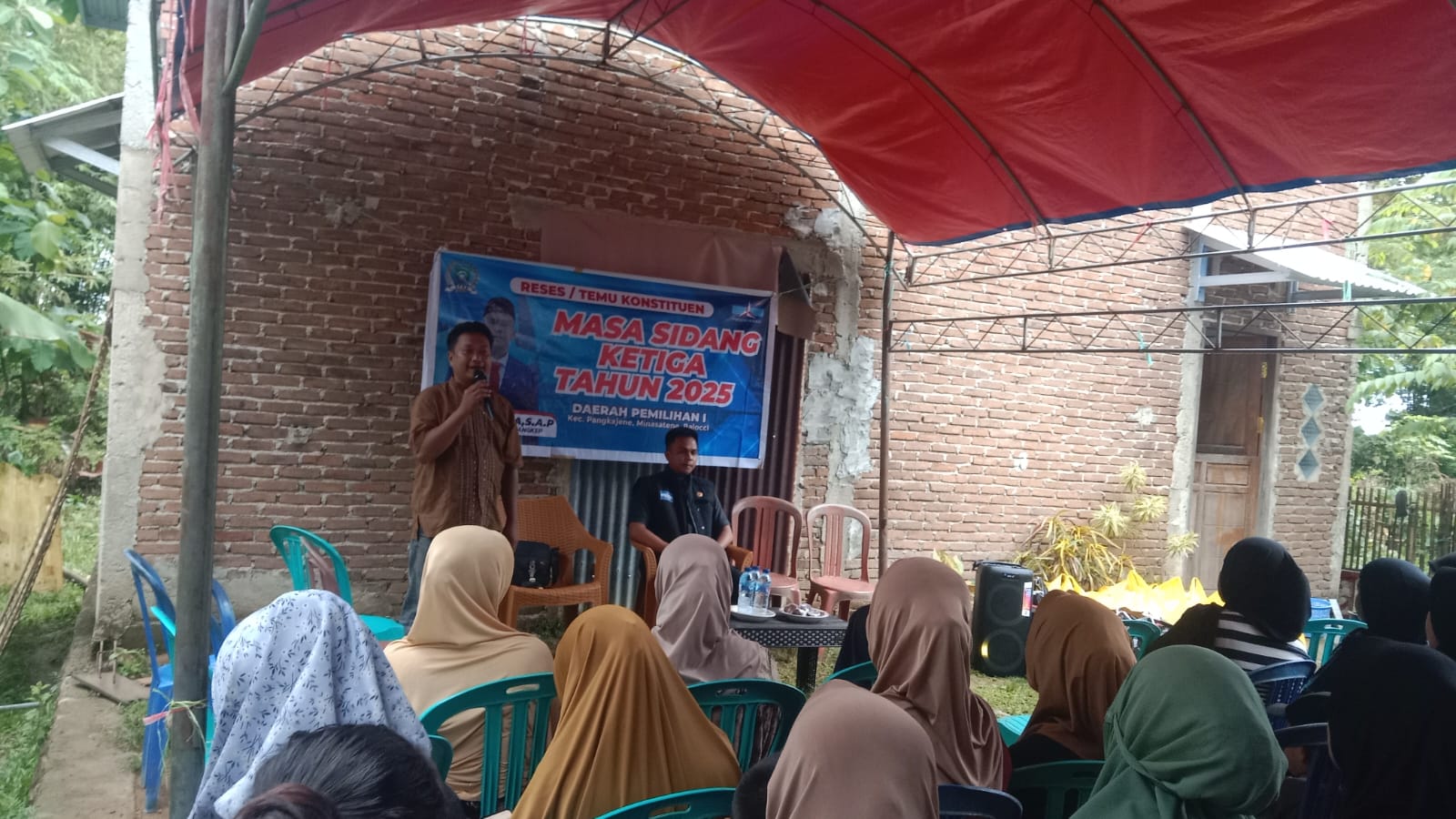 Reses Legislator Demokrat Andika, Warga Belae Pangkep Minta Lampu Jalan