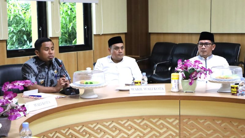 Tasming Hamid Percayakan Amarun Agung Hamka Jabat Plh Sekda Parepare