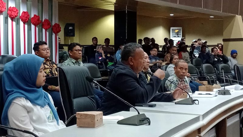 Ketua TKBM Parepare Hadiri RDP di DPRD soal Dugaan Pemotongan Upah Buruh Pelabuhan
