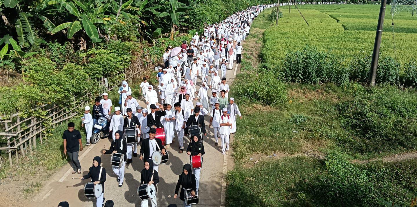 Ponpes Ar Rahman DDI Galla Raya Gelar Jalan Sehat dan Zikir