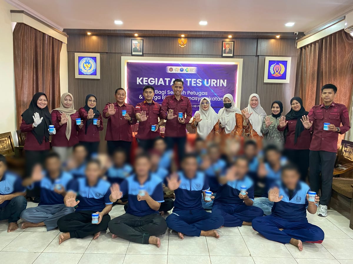 Libatkan Dinkes, Petugas dan Warga Binaan Rutan Pinrang Jalani Tes Urin, Hasilnya Negatif Narkoba