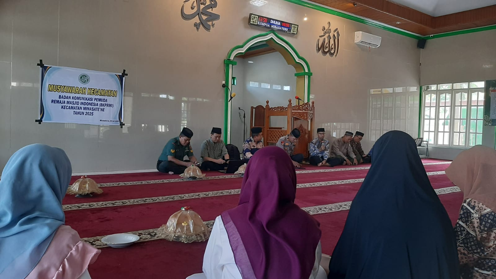 Kapolsek Minasatene bersama Bhabinkamtibmas Hadiri Muscam Pembentukan BKPRMI Kecamatan