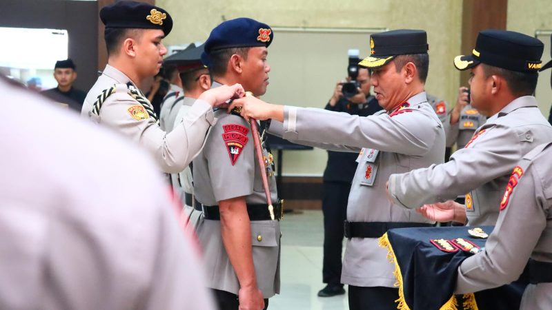 Kapolda Sulsel Pimpin Upacara Sertijab dan Pelantikan PJU serta Kapolres Jajaran