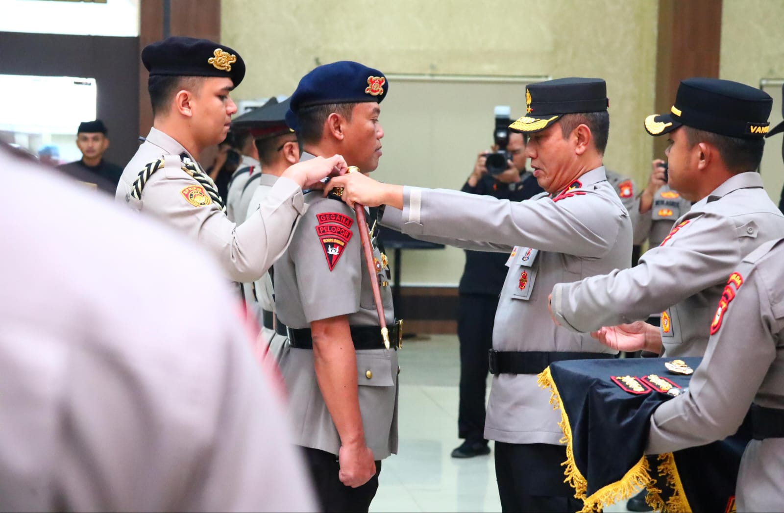 Kapolda Sulsel Pimpin Upacara Sertijab dan Pelantikan PJU serta Kapolres Jajaran