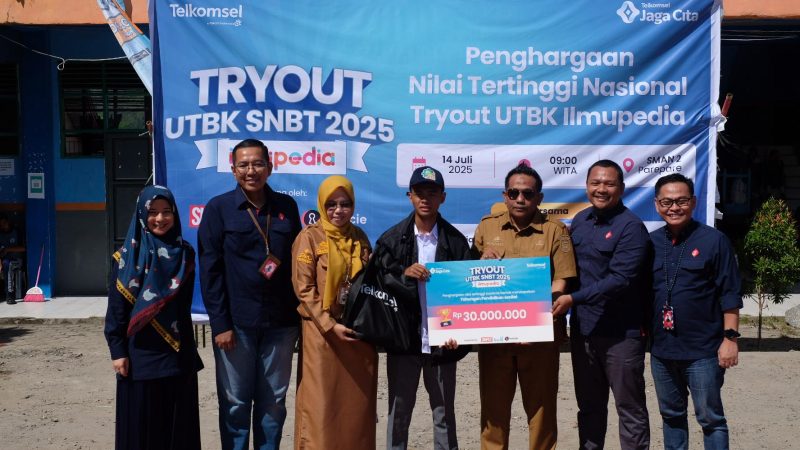 Top Scorer Ilmupedia Tryout UTBK 2025, Alumnus SMAN 2 Parepare Alim Terima Bantuan Pendidikan dari Telkomsel