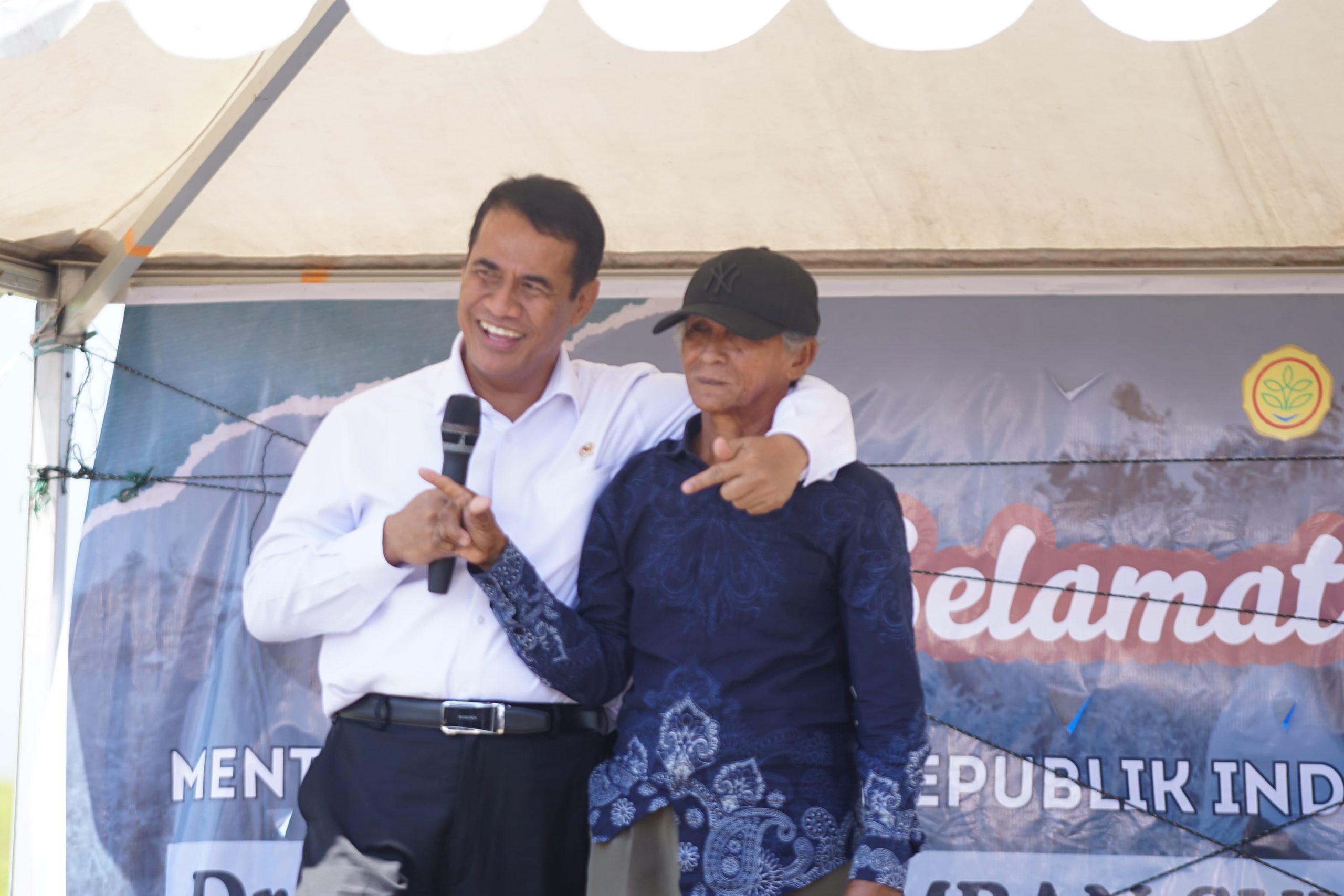 Mentan Amran Canangkan Majene jadi Pemasok Bawang di Kawasan Timur Indonesia