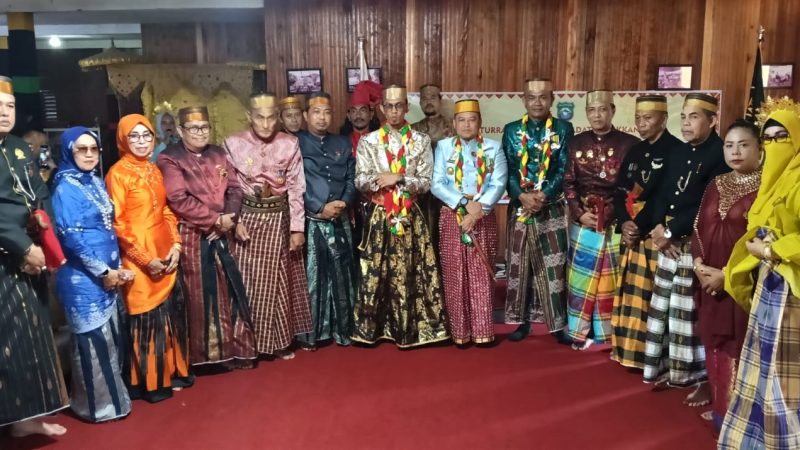 Kunjungan Silaturahmi Rombongan Raja Gowa-Lantamal di Lembaga Adat Labakkang dan Ziarah ke Makam Andi Maruddani