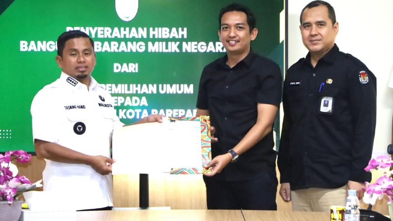 KPU Parepare Serahkan Hibah Bangunan Milik Negara ke Pemkot, Walikota Ucapkan Terimakasih