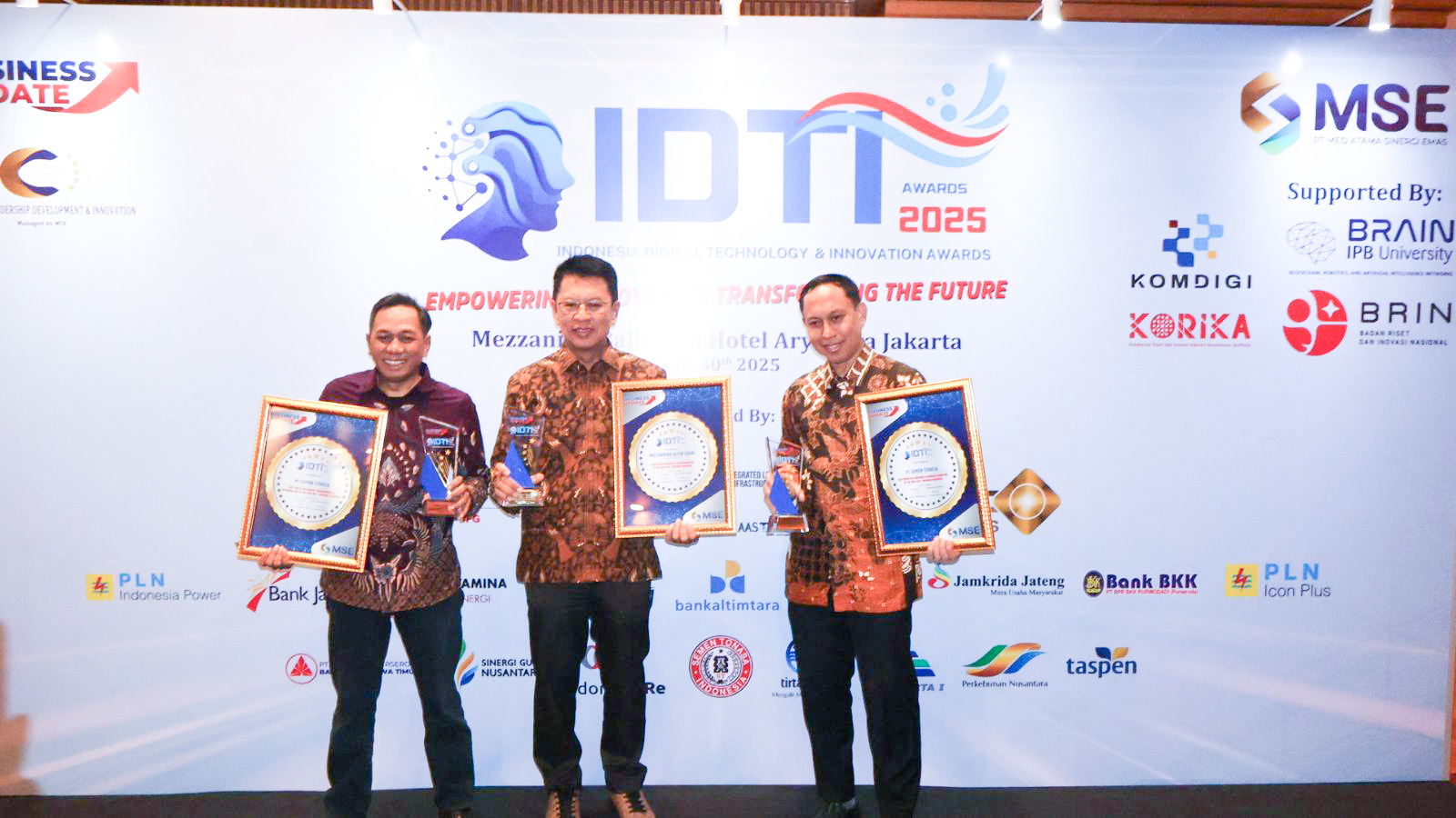 PT Semen Tonasa Borong Tiga Penghargaan Nasional di Ajang Digital Transformation Awards