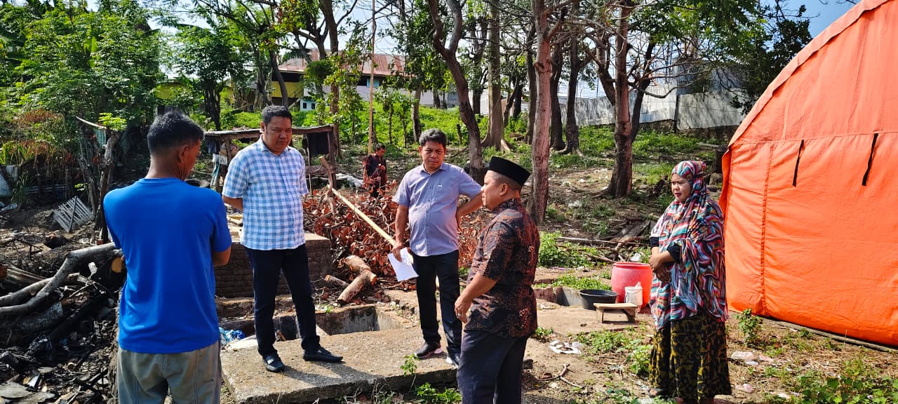 Bantu Warga Korban Kebakaran, PAM Tirta Karajae Beri Sambungan Air Gratis