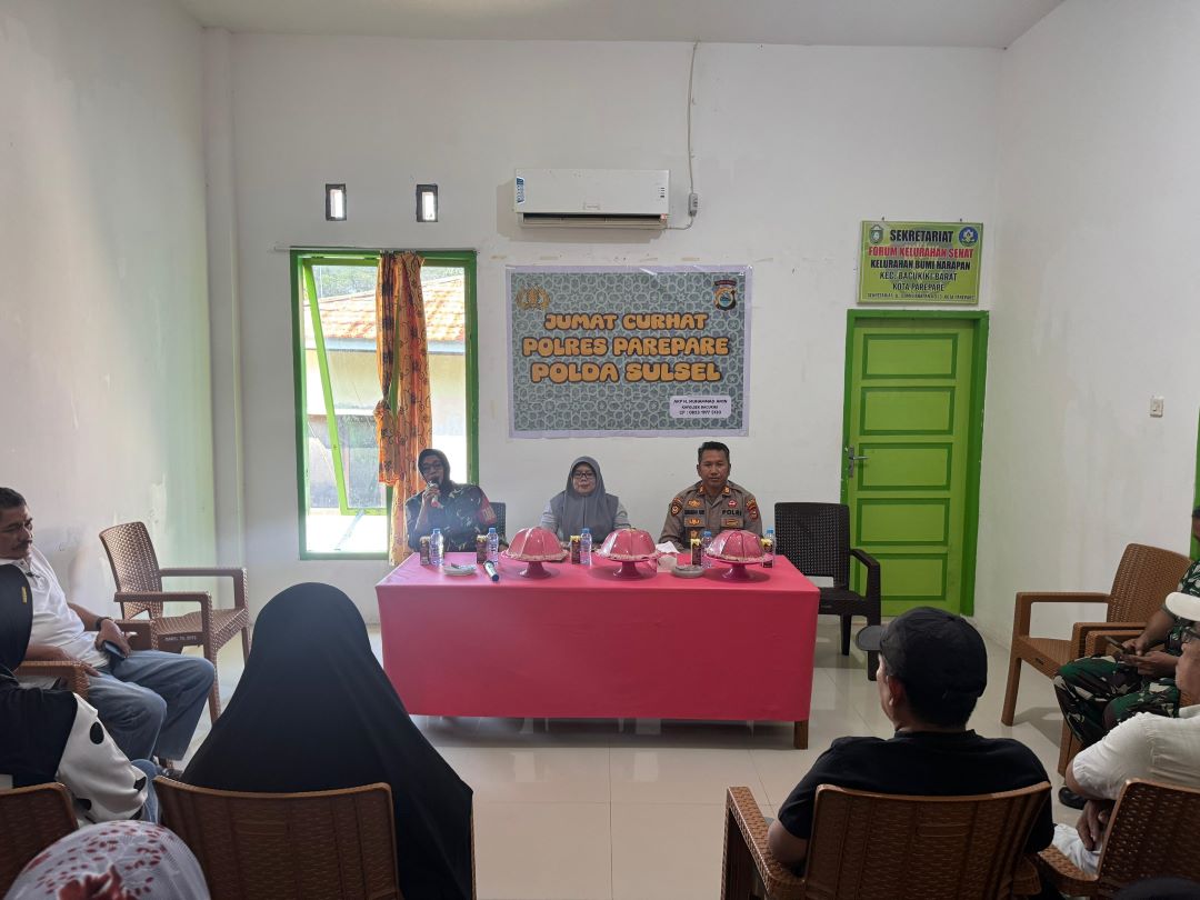Pesan Kapolres Parepare di Jumat Curhat Polsek Bacukiki: Butuh Bantuan Polisi? Gunakan Layanan 110