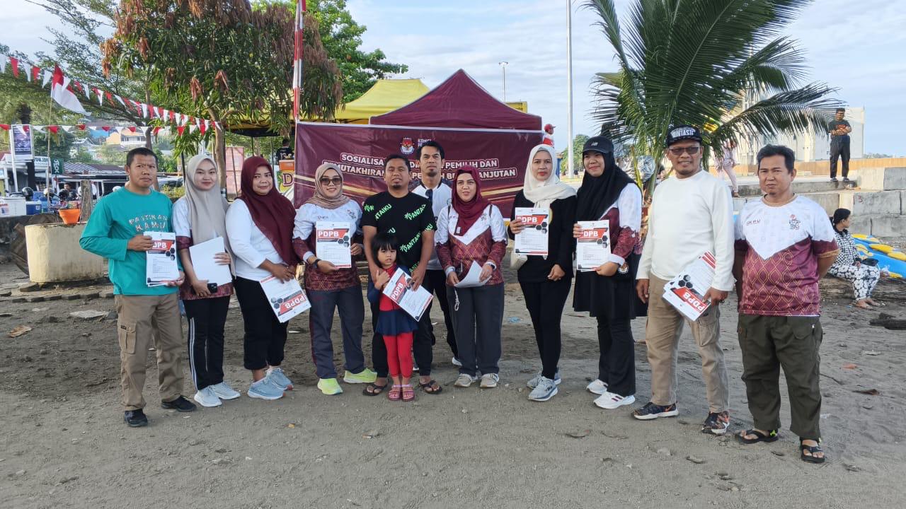 Sosialisasi PDPB di Pantai Ku, KPU Parepare Dorong Partisipasi Masyarakat
