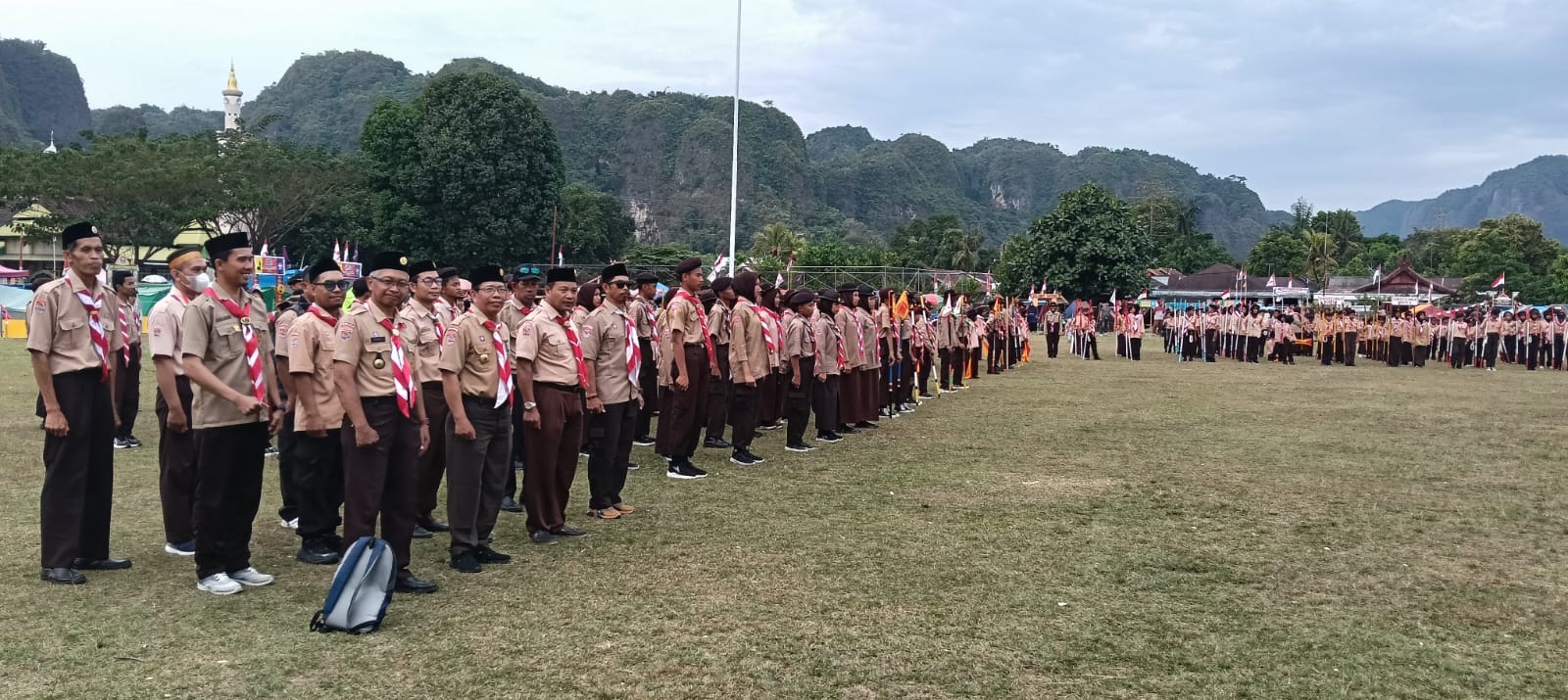 Upacara Pembukaan Kemah Pramuka Kemerdekaan Kwarran Minasatene