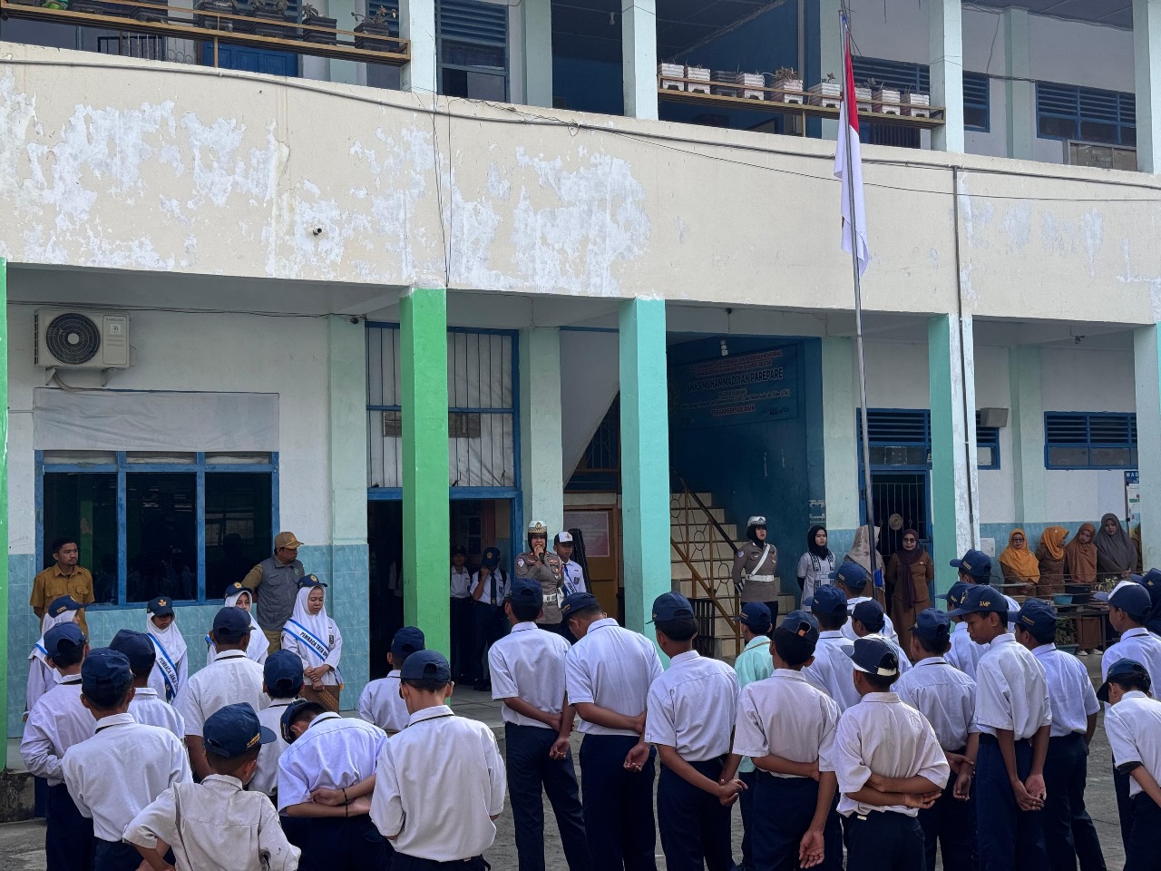 Sat Lantas Polres Parepare Edukasi Pelajar Sekolah Menengah Muhammadiyah soal Tertib Berlalu Lintas