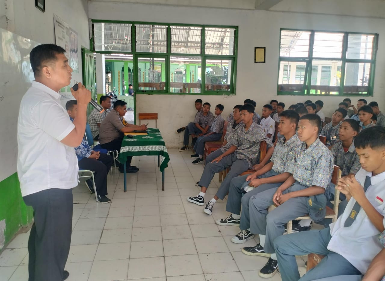 Bangun Generasi Tanpa Kekerasan, Polsek Bungoro Gelar Penyuluhan di SMKS Muhammadiyah