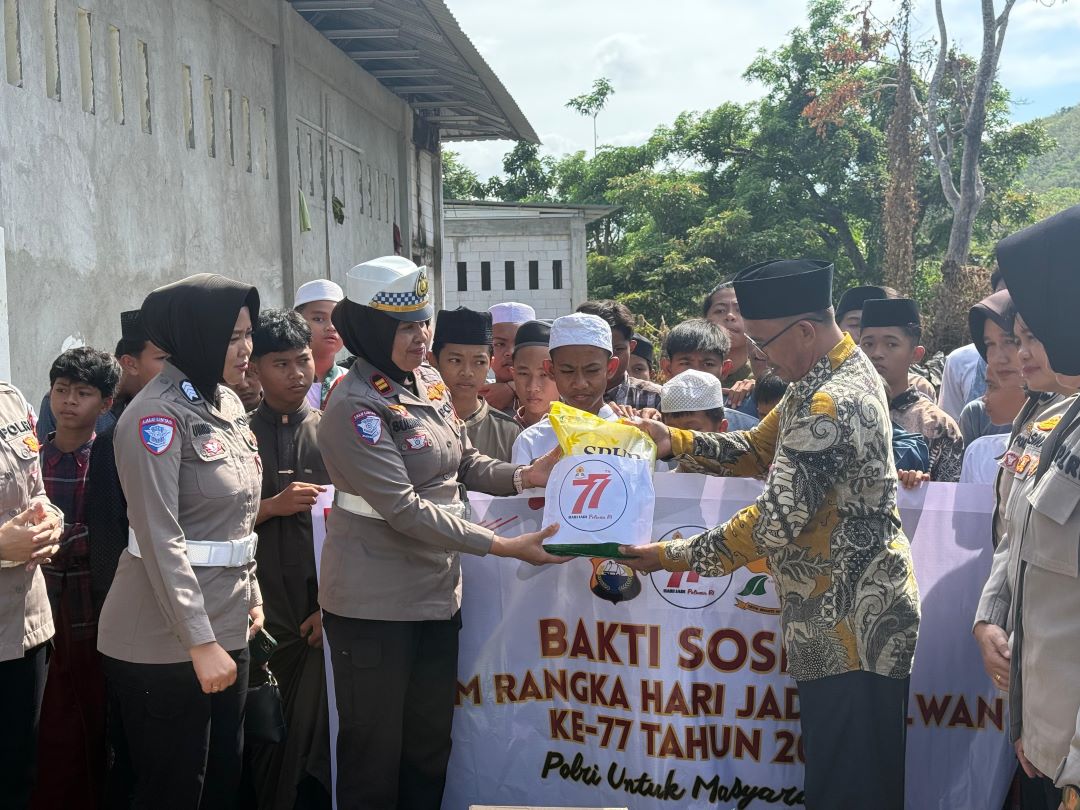 Baksos Polwan Polres Parepare, Bantu Ringankan Beban Penghuni Ponpes Zubdatul Asrar NU Pasca Kebakaran