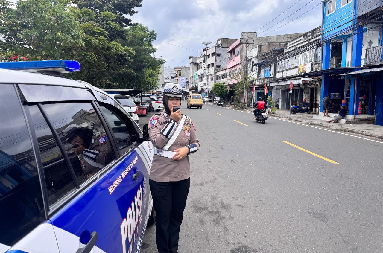 Penerangan Keliling Sat Lantas Polres Parepare, Imbau Warga Tertib Berlalu Lintas