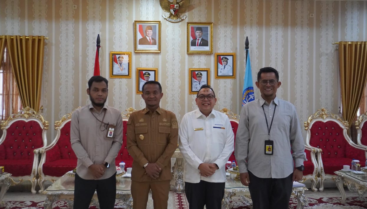 Kepala KPP Pratama Watampone Audiensi dengan Bupati Bone, Bahas Penguatan Perjanjian Tripartit