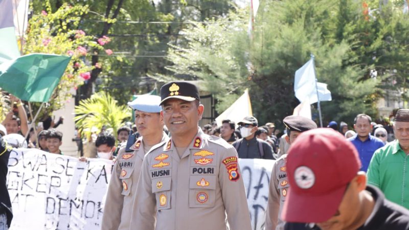 Polres Pangkep bersama Forkopimda Amankan Aksi Unjuk Rasa Aliansi Mahasiswa di Kantor DPRD